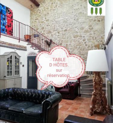 Sigean Bed & Breakfast | VILLA ARTEMIA Maison vigneronne - chambre d hôtes-B&B-piscine