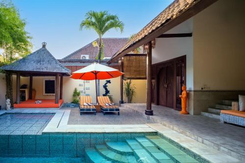 Sunset Road Villa | Villa Asyik