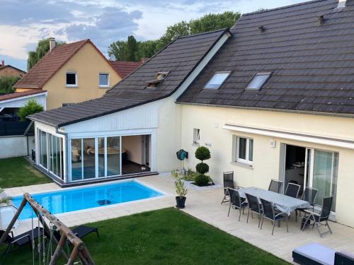 Riedwihr Villa | Villa au calme avec piscine et jacuzzi