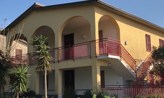 Alcamo Apartment | Villa Augustea