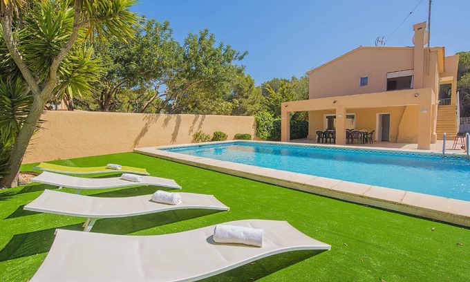Moravit Villa | Villa Bernia - PlusHolidays