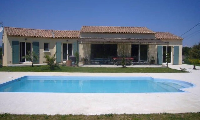 Vic-le-Fesq Villa | Villa between the Cevennes and the Mediterranean