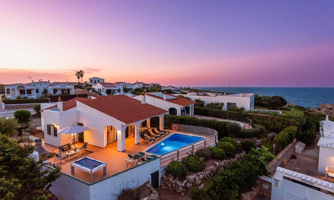 Punta Grossa Villa | Villa Blanc Arenal by Villa Plus