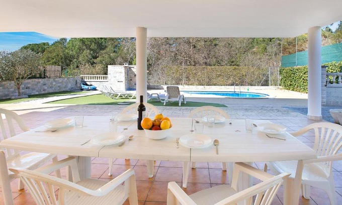 Vidreres Villa | Villa Brisa - Lloret de Mar
