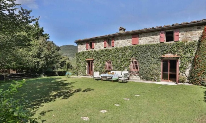Pieve Santo Stefano Villa | Villa Casanova Comfortable holiday residence