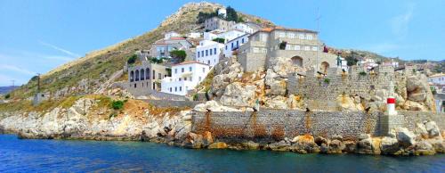 Hydra Apartment | Villa Castello