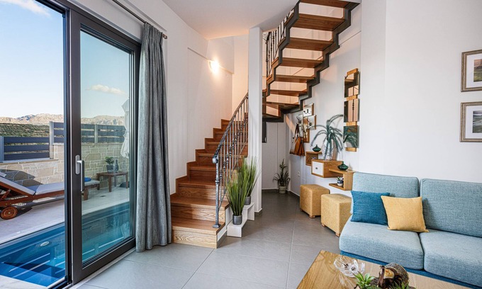 Koukounara Villa | Villa Chryssi nLocated on picturesque hills ,only 5 miles from Kissamos center