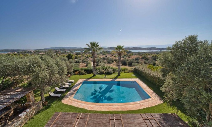 Kilada Villa | Villa Clementine