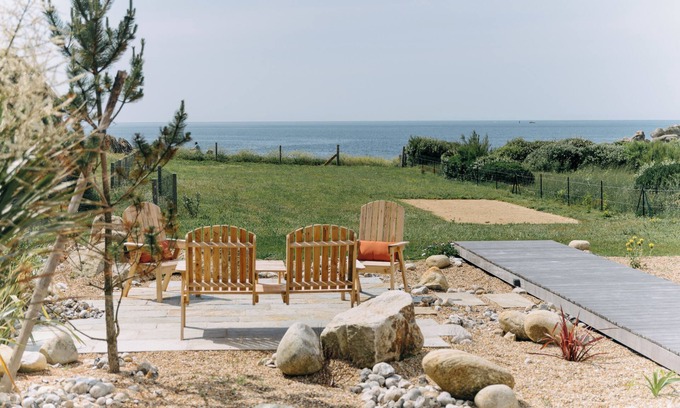 Plobannalec-Lesconil Villa | VILLA COTTON, VUE MER & JACUZZI - 12 PERS - 6 CHAMBRES - 4 SDB