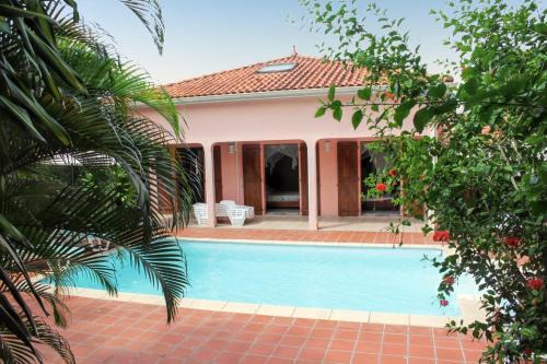 Quartier Desert Villa | Villa de charme à Sainte-Luce avec piscine et jacuzzi