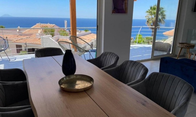 Marina di Zambrone Villa | Villa Dei Fiori Zambrone