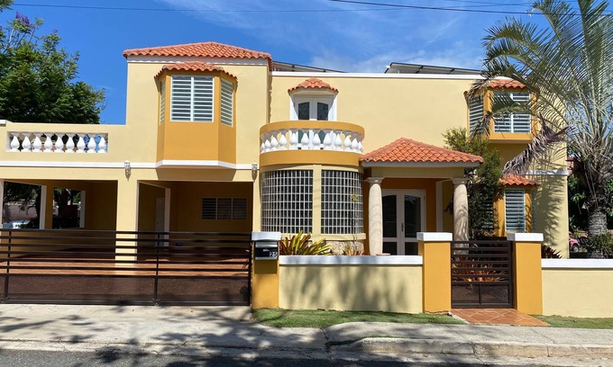 Coto House | Villa Del Carmen Family Beach Vacation Home