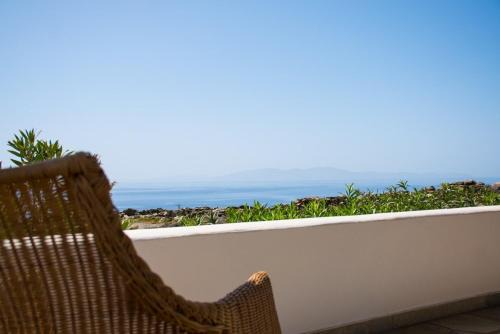 Exomvourgo House | Villa Demy