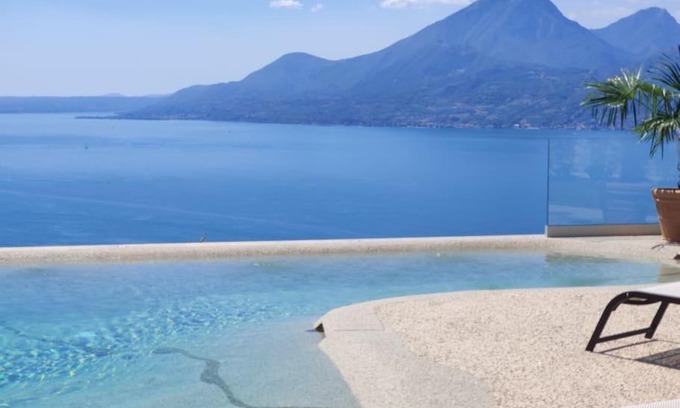 Brenzone sul Garda Apartment | Villa Divina22-APT Armonia-Con Piscina e vista lago