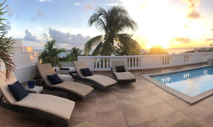 Cay Bay Villa | Villa Domila-Luxury 3Bed & 3Bath with private pool-Free airport transfer-Central