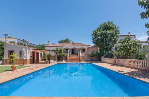 Cantillana Villa | Villa Durán