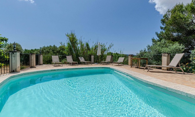 Felanitx Villa | Villa 'Es Galliner' with Private Pool, Private Terrace and Wi-Fi