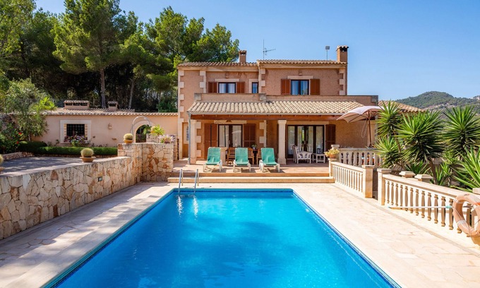 Felanitx Villa | "Villa es Turo de França" with Mountain View, Pool & Wi-Fi