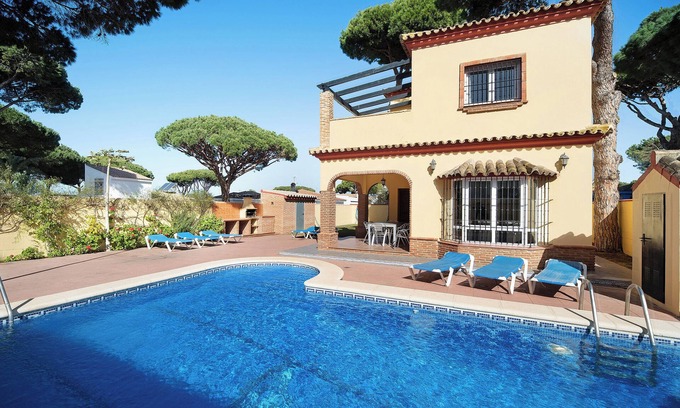 Los Gallos-Cerromolino House | Villa Fátima with Pool, Garden & Wi-Fi