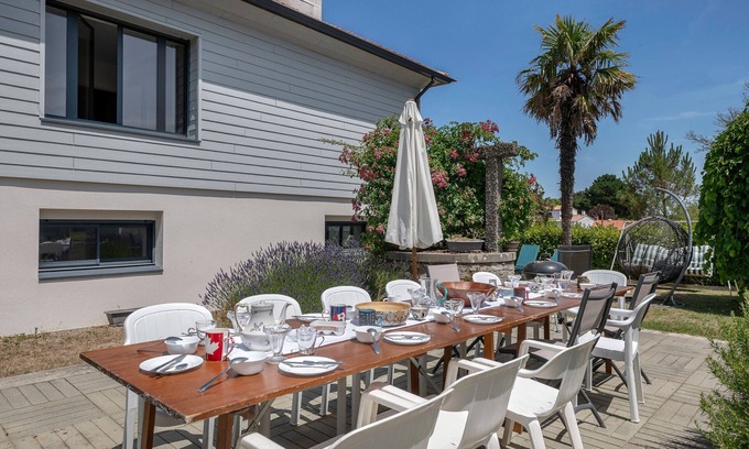 Le Cormier Ski Chalet | Villa for 15 people, 700m from the beach