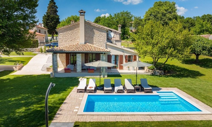 Buzet Villa | Villa Garibaldi – A Peaceful Retreat in Istria