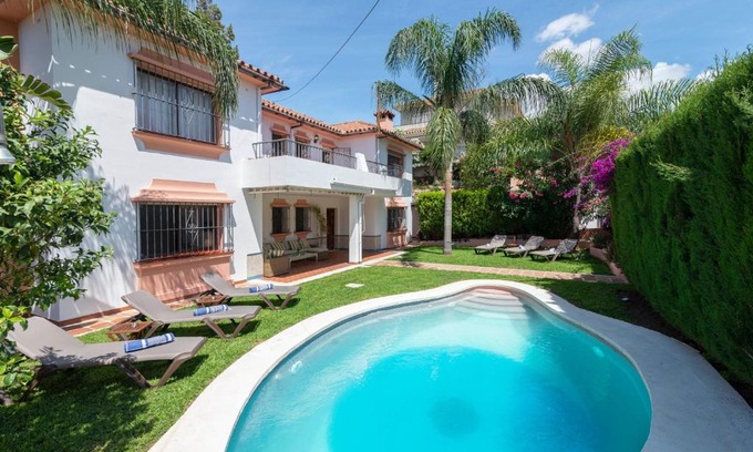 Marbella City Centre Villa | Villa Giovanni - Marbella Center - Heated Pool