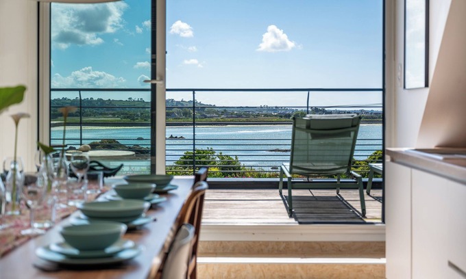 Guisseny House | Villa " Guissbeach " SPA, walking distance to the beach, Sunset from the terrace
