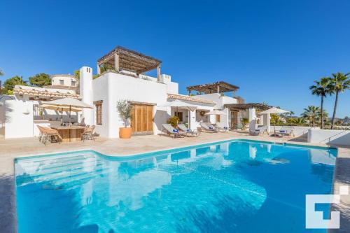 Moravit Villa | Villa Herina 8 - Grupo Turis