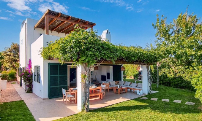 Marina de Son Ganxo Villa | Villa Himala, Modern villa, Free AC/WiFi, Smart TV
