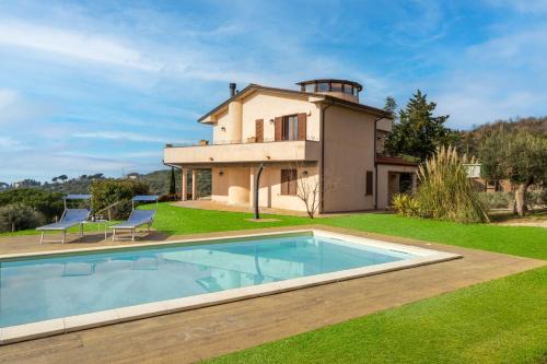 Passignano sul Trasimeno Villa | Villa il Mandorlo by VacaVilla