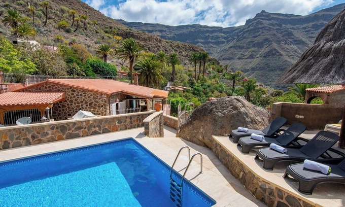 Mogan Villa | Villa in Arguineguín with Private Heated Pool
