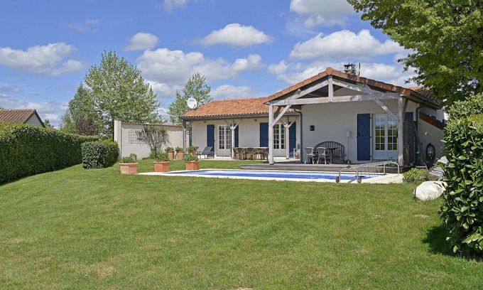 Vasles Villa | Villa in France with Private Pool
