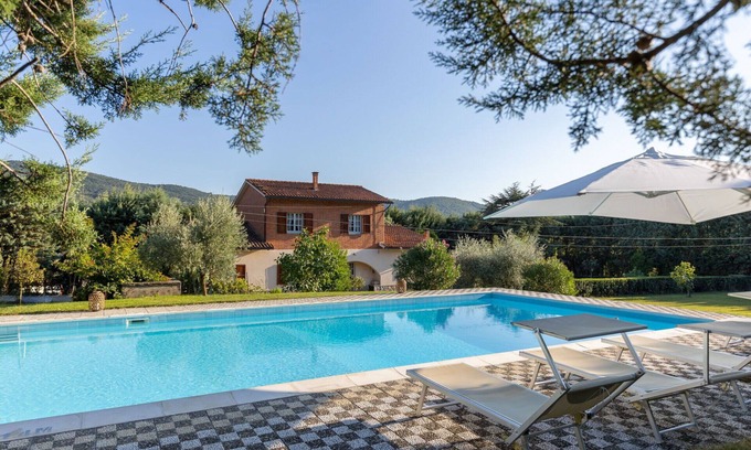 Cortona Villa | Villa in Il Passaggio with 5 bedrooms sleeps 10