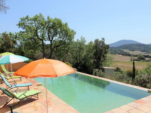 Plan-de-la-Tour House | Villa in Le Plan-de-la-Tour with Pool