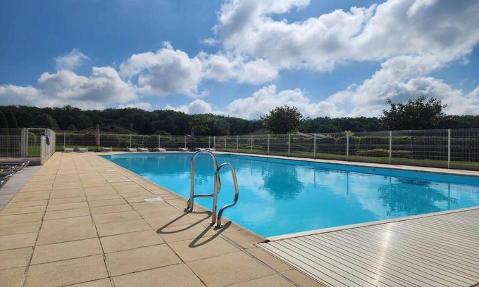 Bagnault House | Villa in Les Forges near Golf Course
