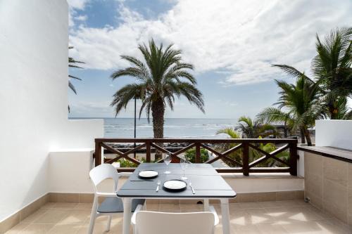 El Madronal House | Villa in Parque Santiago III