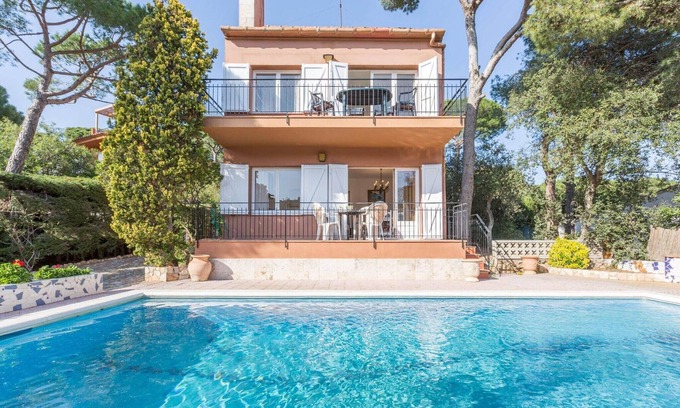 Calella de Palafrugell Villa | Villa in Spain near Sandy Beach