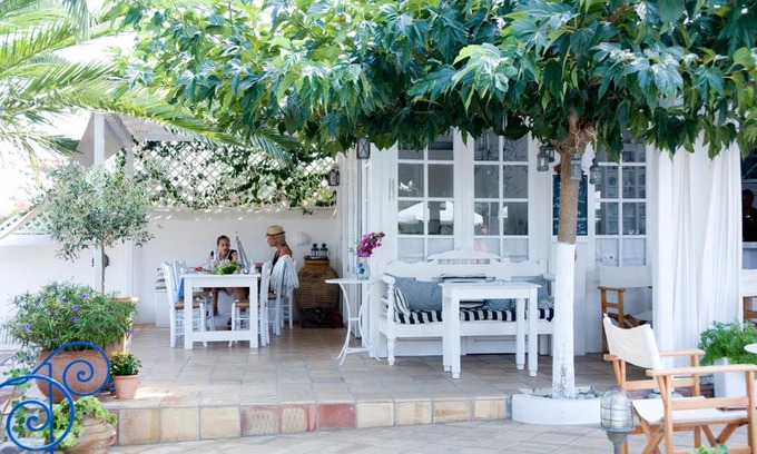 Koutouloufari Hotel | Villa Ippocampi - Adults Only