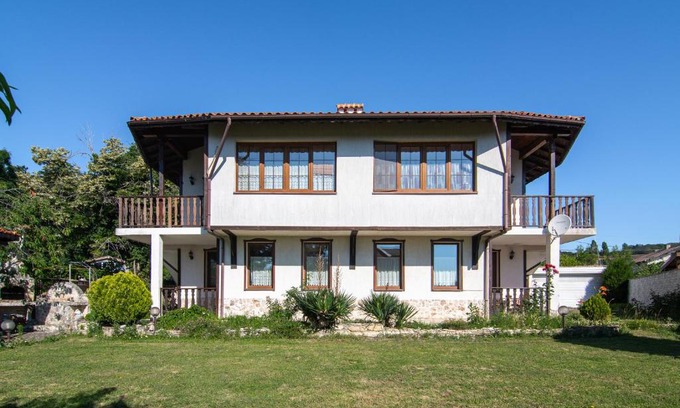 Golden Sands Apartment | Villa Ira