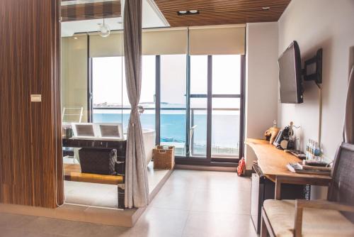 Baisha House | Villa Iris