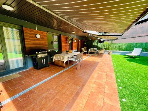 Ramales de la Victoria Apartment | Villa Joya