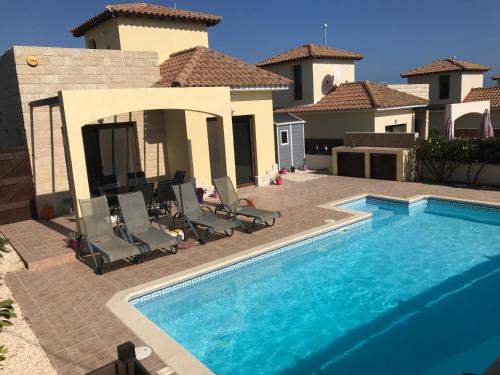 Pissouri Villa | Villa Kallista