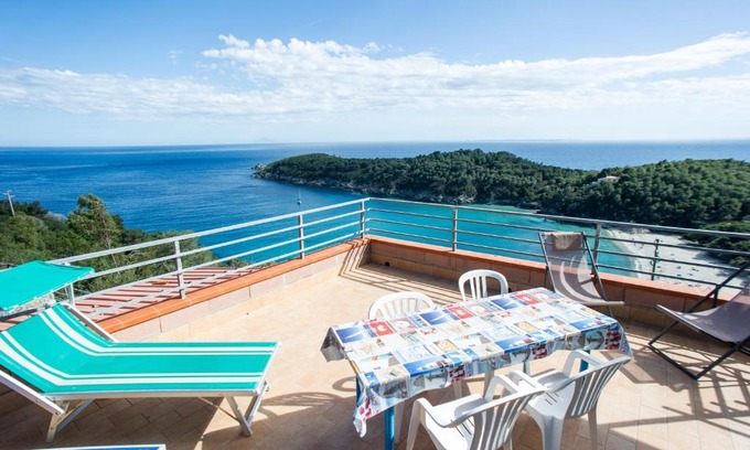 Campo nell'Elba Villa | Villa La Terrazza sul Mare - Goelba