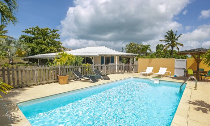 L'Houezel Villa | VILLA LALALAND - HAVEN OF PEACE + SWIMMING POOL + PRIVACY