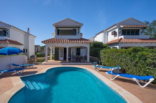 Arenal d'en Castell House | Villa Las Marinas - 2 Encantadora Villa con piscina a 5 min de la playa