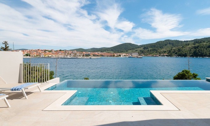 Vela Luka Villa | Villa Lavanda & Maslina two pools - near sea, beachfront,sea view, quite area, pet friendly, family.