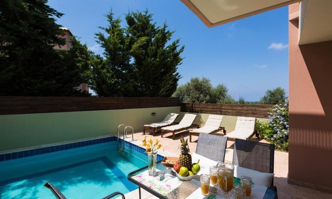 Loutra Villa | Villa Lefka,private pool, BBQ,views to Aegean sea!