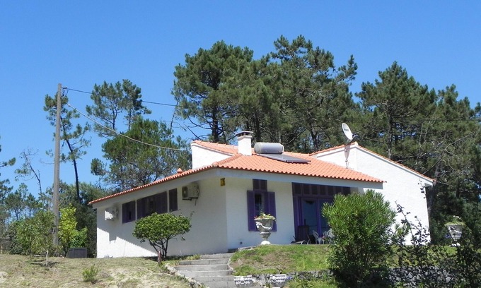 Viana do Castelo Villa | Villa Leglise Chafe plage d' Amorosa - Viana - pets welcome.