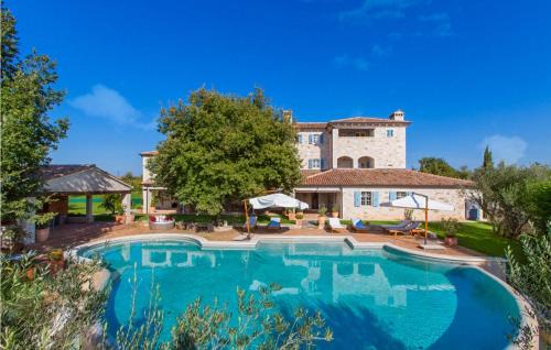 Filipini House | Villa Lou-Sophie