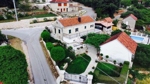Trn House | Villa Luca Klobuk